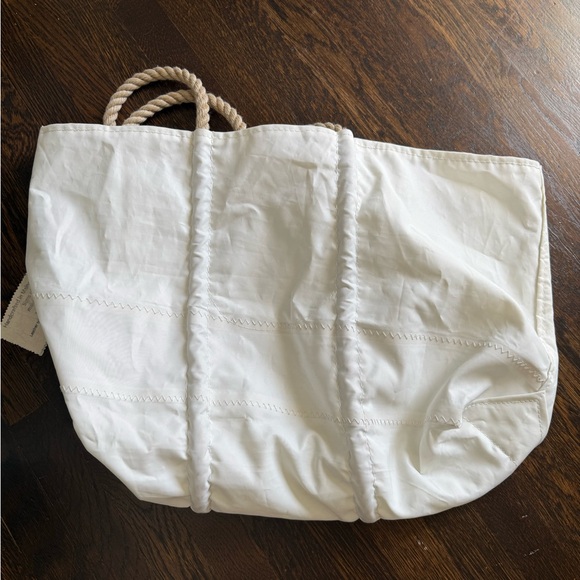 Sea Bag x MG collab tote - Picture 2 of 5